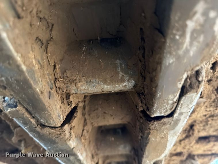 image for item ED5069 2015 Caterpillar 326F L excavator