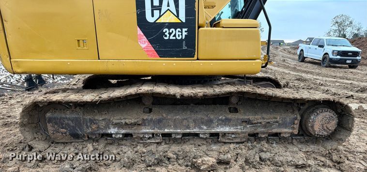 image for item ED5069 2015 Caterpillar 326F L excavator