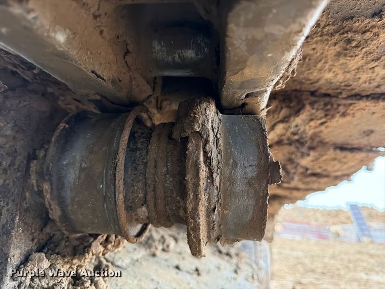 image for item ED5069 2015 Caterpillar 326F L excavator