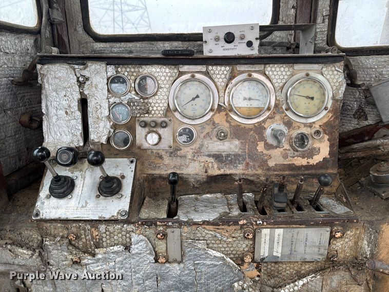 image for item ED5070 1990 Tesmec TRS1000 trencher