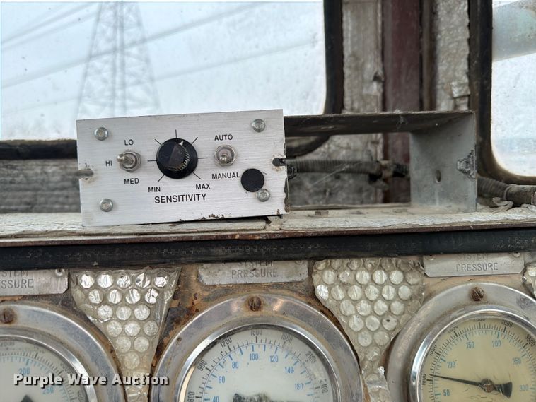 image for item ED5070 1990 Tesmec TRS1000 trencher