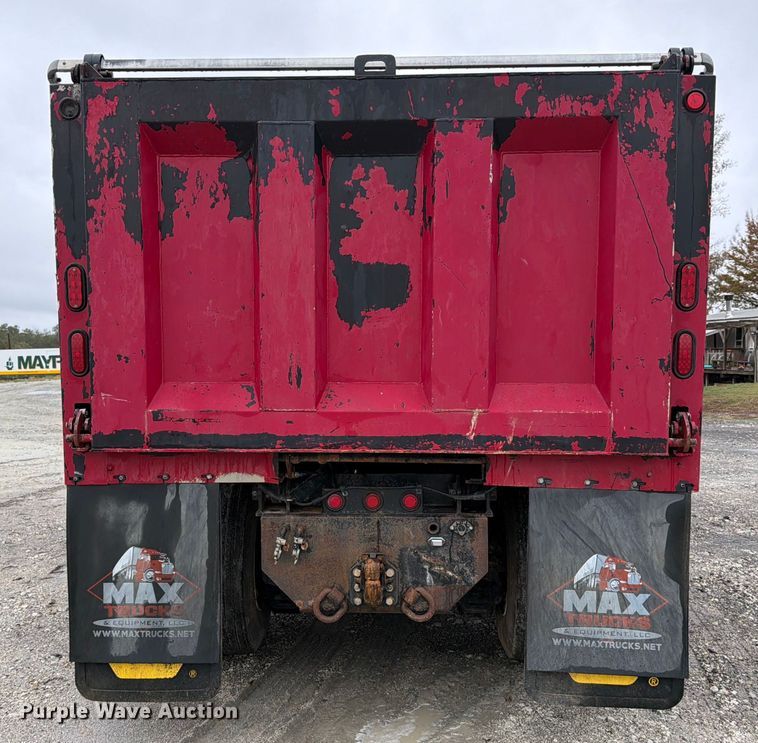 image for item ED5071 2008 Mack CHU613 dump truck