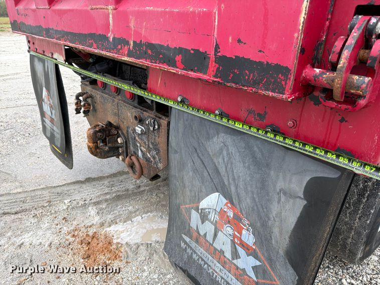 image for item ED5071 2008 Mack CHU613 dump truck