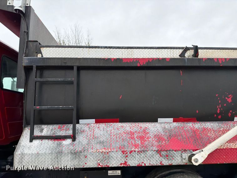 image for item ED5071 2008 Mack CHU613 dump truck