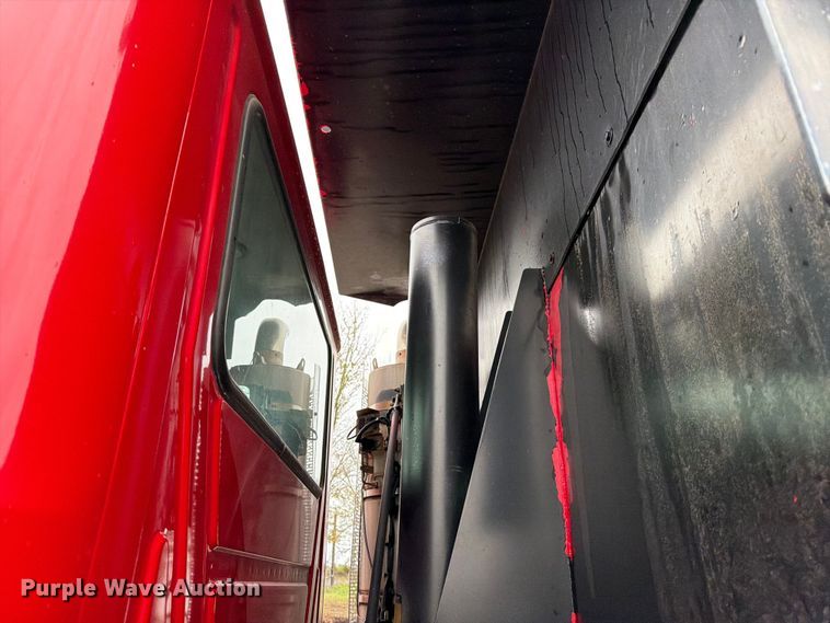 image for item ED5071 2008 Mack CHU613 dump truck