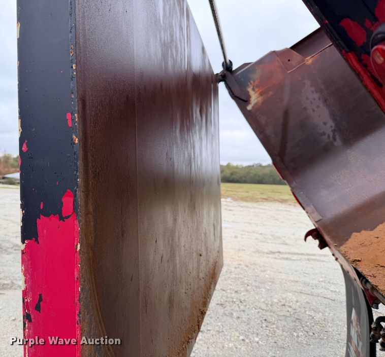 image for item ED5071 2008 Mack CHU613 dump truck