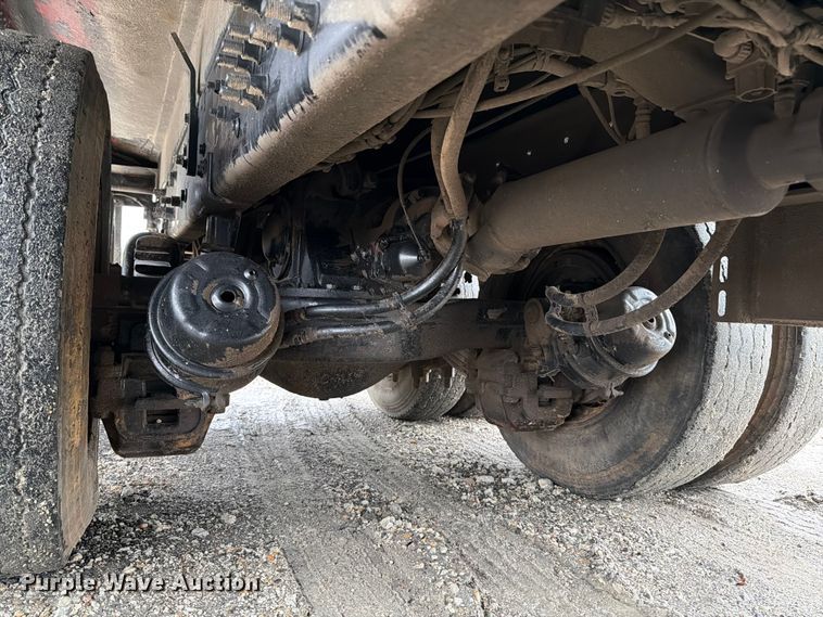 image for item ED5071 2008 Mack CHU613 dump truck