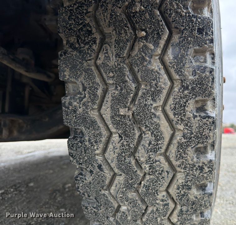 image for item ED5071 2008 Mack CHU613 dump truck