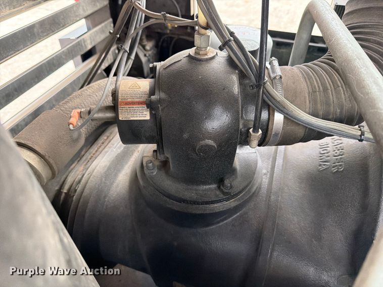 image for item ED5072 2022 Kaeser M118 air compressor