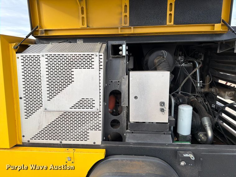 image for item ED5072 2022 Kaeser M118 air compressor