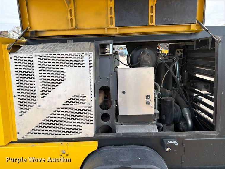image for item ED5074 2022 Kaeser M118 air compressor