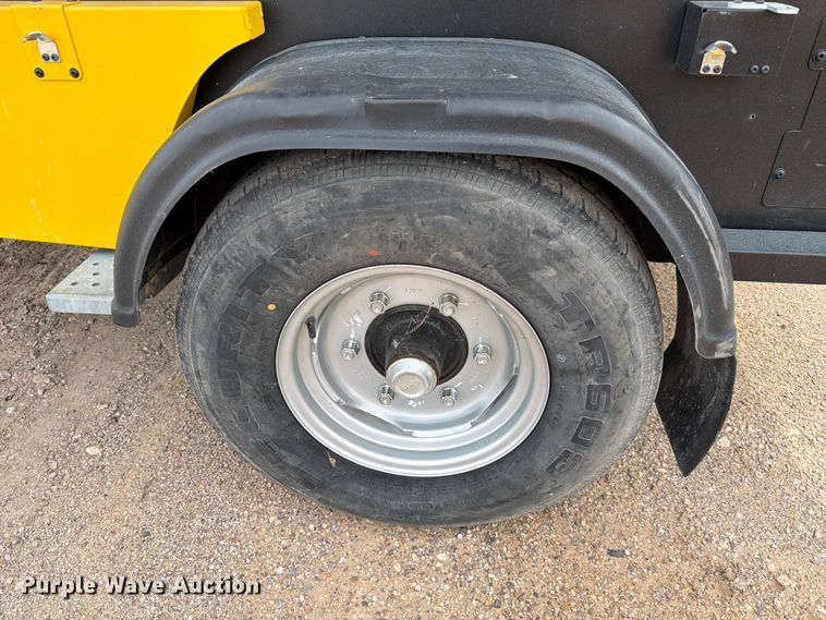 image for item ED5074 2022 Kaeser M118 air compressor