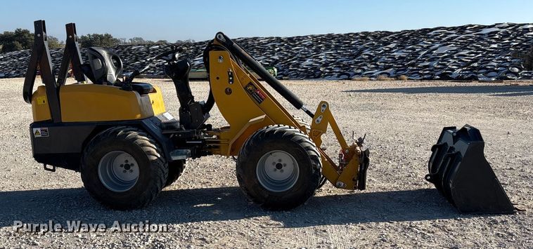 image for item ED5079 2024 Toho TH180 compact wheel loader