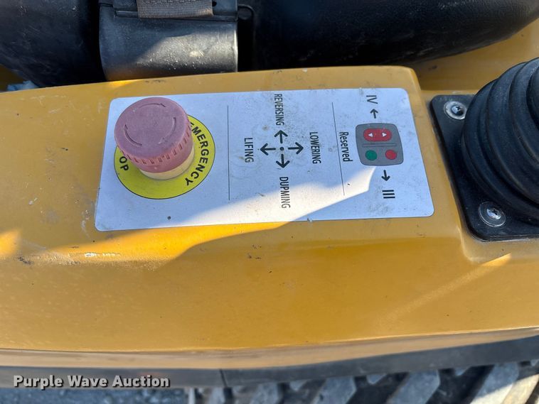 image for item ED5079 2024 Toho TH180 compact wheel loader