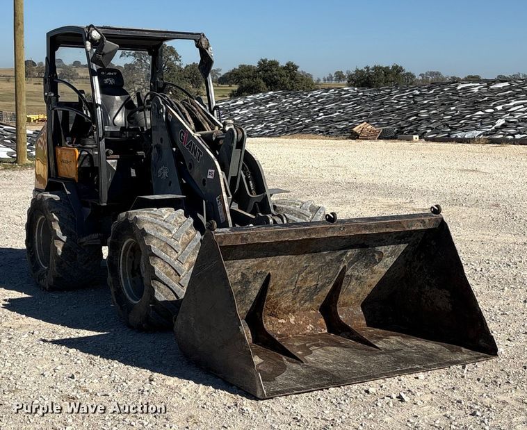 image for item ED5082 Giant V6004T compact wheel loader