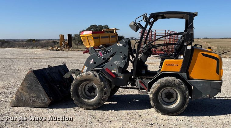 image for item ED5082 Giant V6004T compact wheel loader