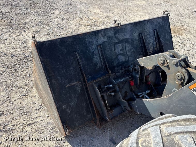 image for item ED5082 Giant V6004T compact wheel loader