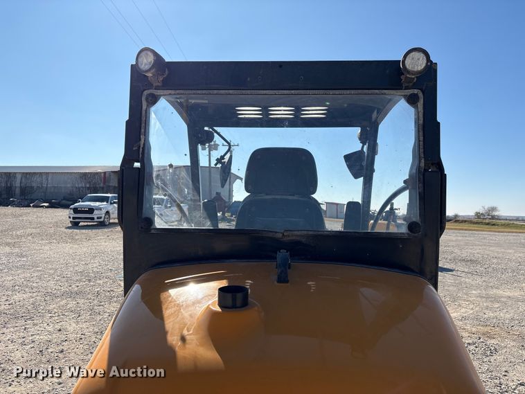 image for item ED5082 Giant V6004T compact wheel loader