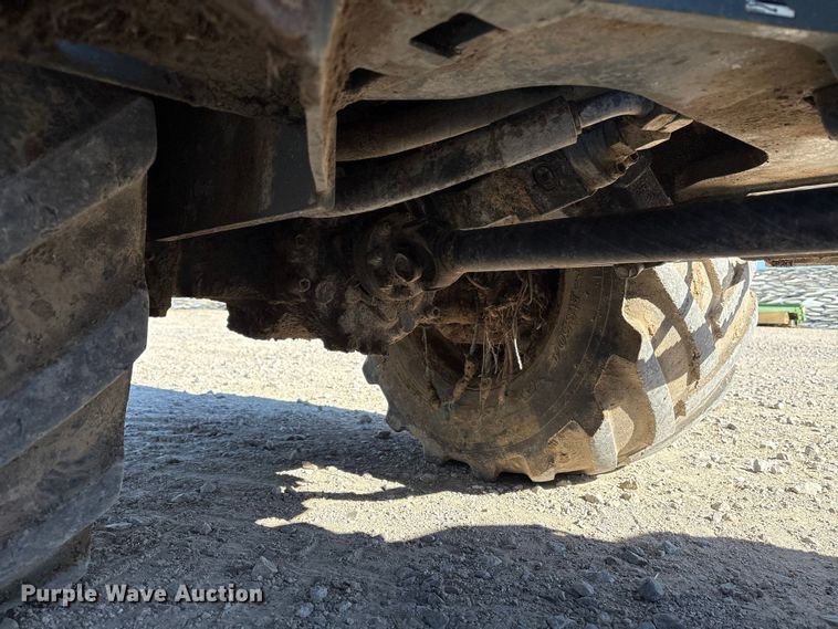 image for item ED5082 Giant V6004T compact wheel loader