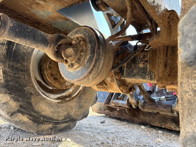 image for item ED5082 Giant V6004T compact wheel loader