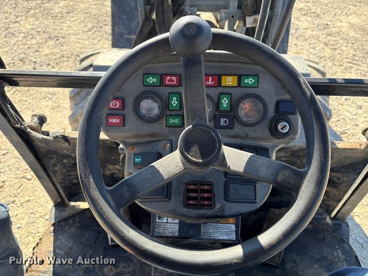 image for item ED5082 Giant V6004T compact wheel loader