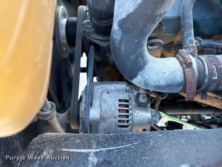 image for item ED5082 Giant V6004T compact wheel loader