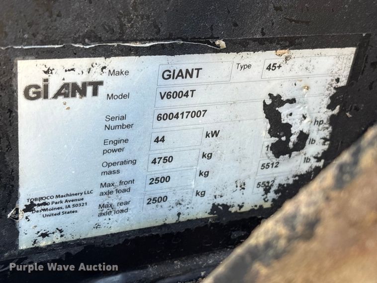 image for item ED5082 Giant V6004T compact wheel loader