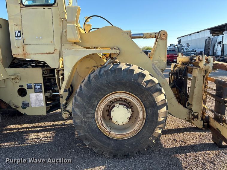 image for item ED5084 International M10A wheel loader