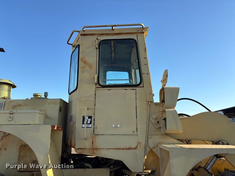 image for item ED5084 International M10A wheel loader