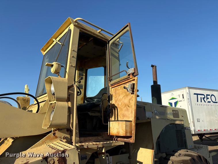 image for item ED5084 International M10A wheel loader