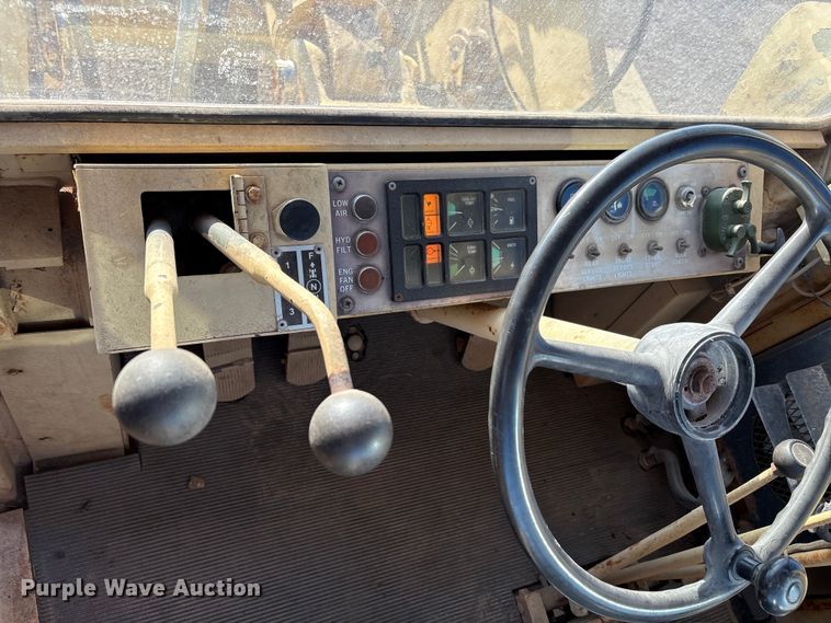 image for item ED5084 International M10A wheel loader