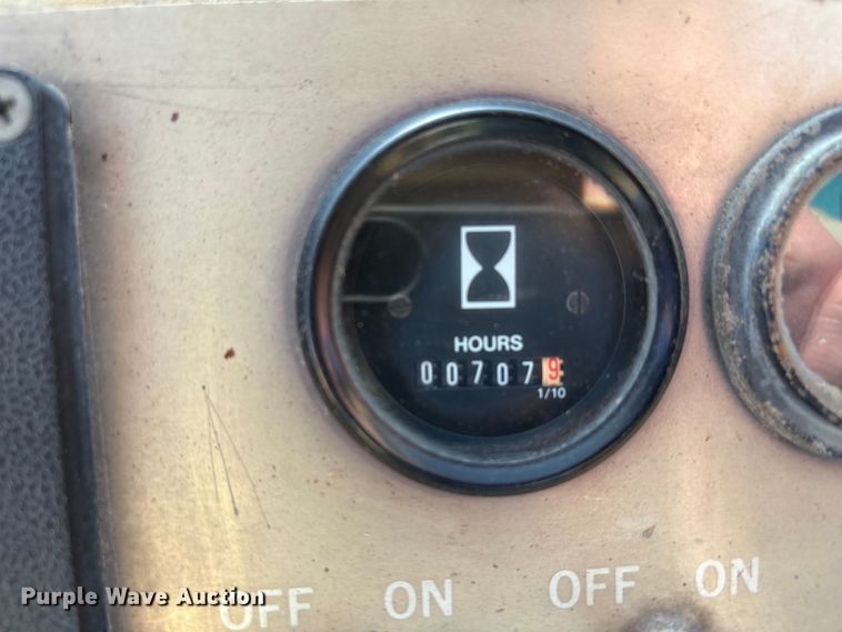 image for item ED5084 International M10A wheel loader