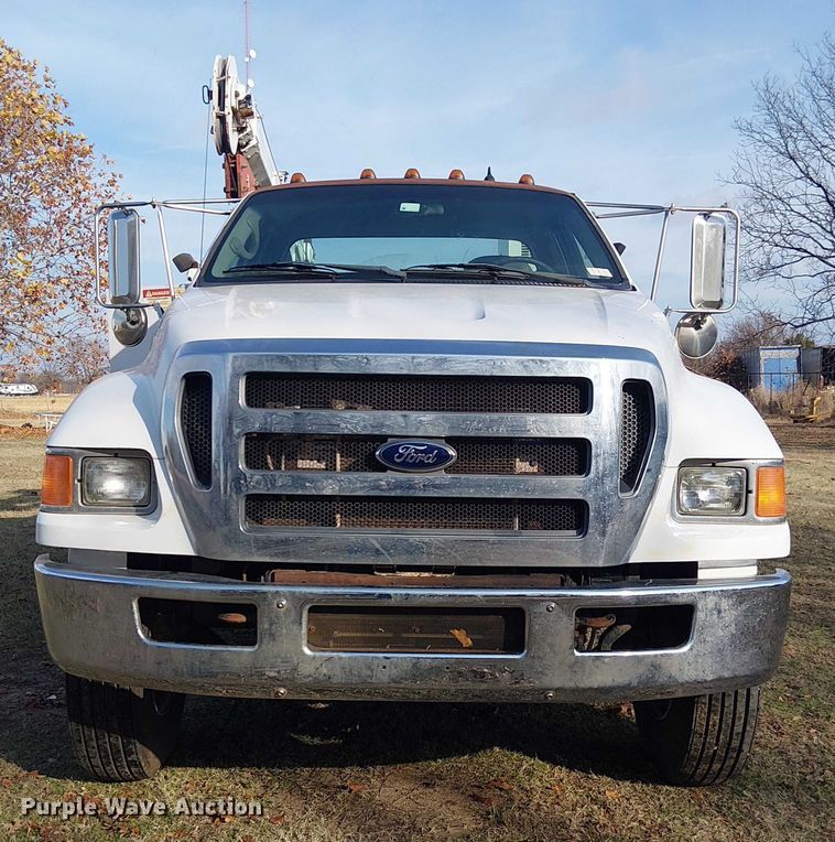 image for item EE1384 2007 Ford F650 utility / service truck