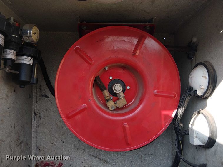 image for item EE1384 2007 Ford F650 utility / service truck