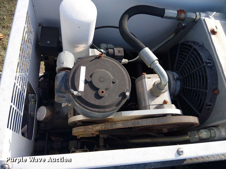 image for item EE1384 2007 Ford F650 utility / service truck