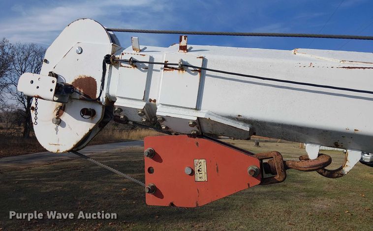 image for item EE1384 2007 Ford F650 utility / service truck