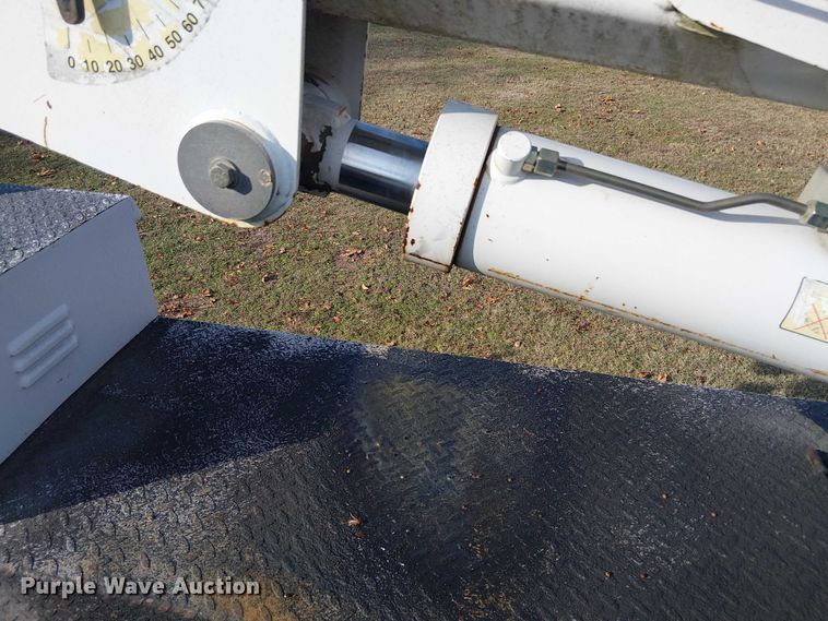 image for item EE1384 2007 Ford F650 utility / service truck