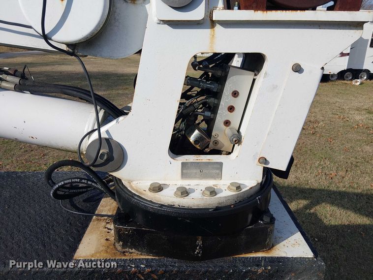 image for item EE1384 2007 Ford F650 utility / service truck