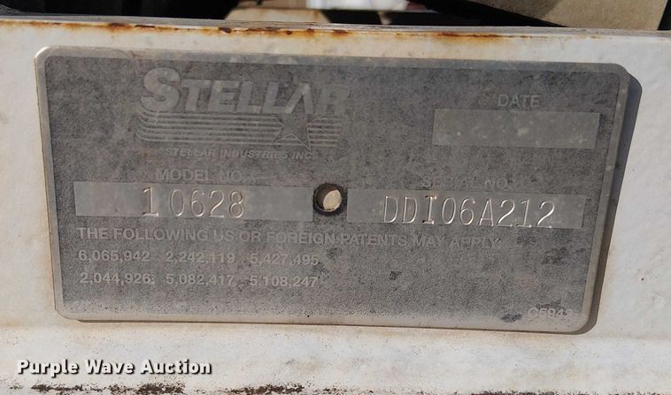 image for item EE1384 2007 Ford F650 utility / service truck