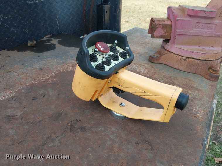 image for item EE1384 2007 Ford F650 utility / service truck