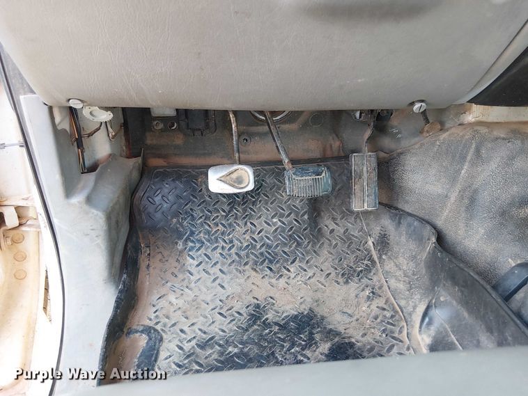 image for item EE1384 2007 Ford F650 utility / service truck