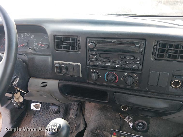 image for item EE1384 2007 Ford F650 utility / service truck