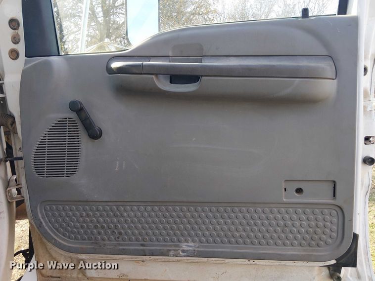 image for item EE1384 2007 Ford F650 utility / service truck