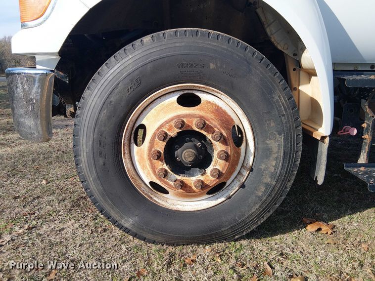 image for item EE1384 2007 Ford F650 utility / service truck