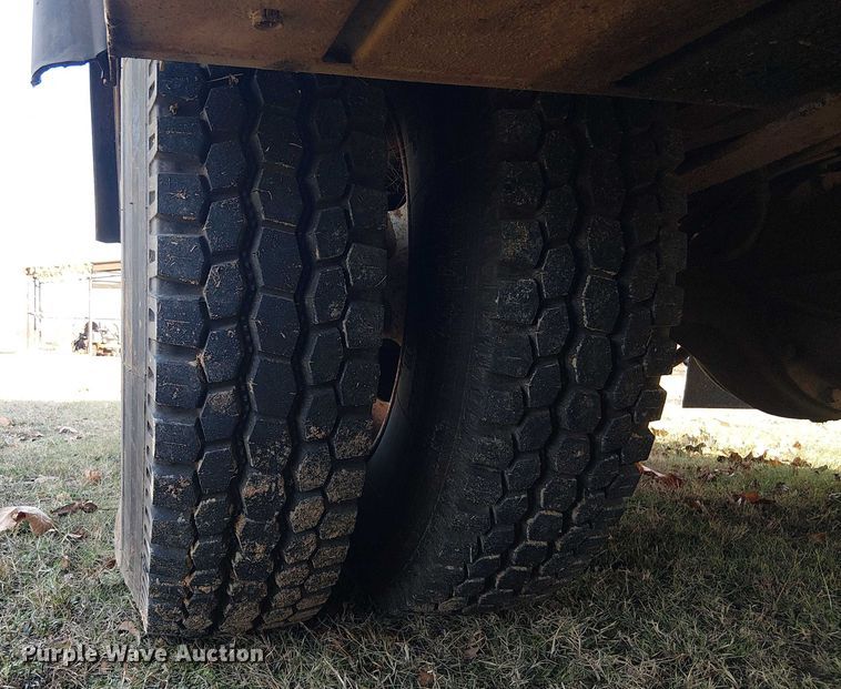 image for item EE1384 2007 Ford F650 utility / service truck