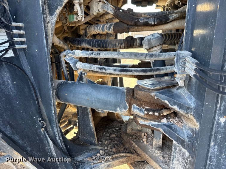 image for item EE3385 2013 Komatsu WA500-7 wheel loader