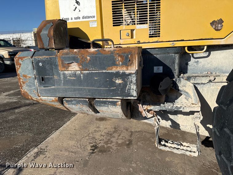 image for item EE3385 2013 Komatsu WA500-7 wheel loader