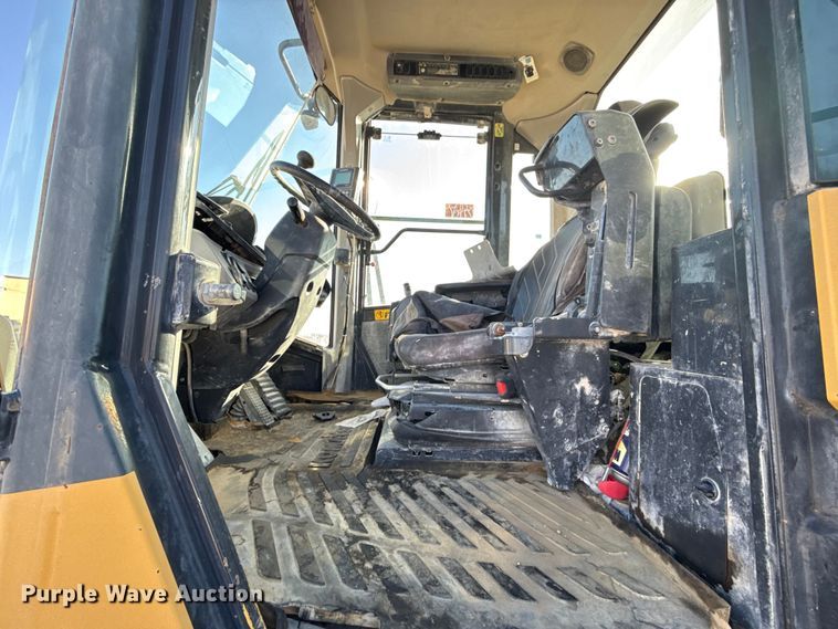 image for item EE3385 2013 Komatsu WA500-7 wheel loader