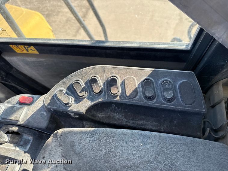 image for item EE3385 2013 Komatsu WA500-7 wheel loader