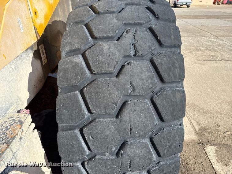 image for item EE3385 2013 Komatsu WA500-7 wheel loader